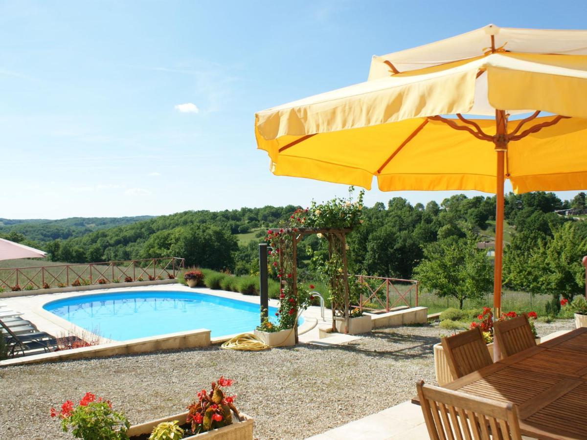 Charming Holiday Home With Pool Lavercantière Exterior foto