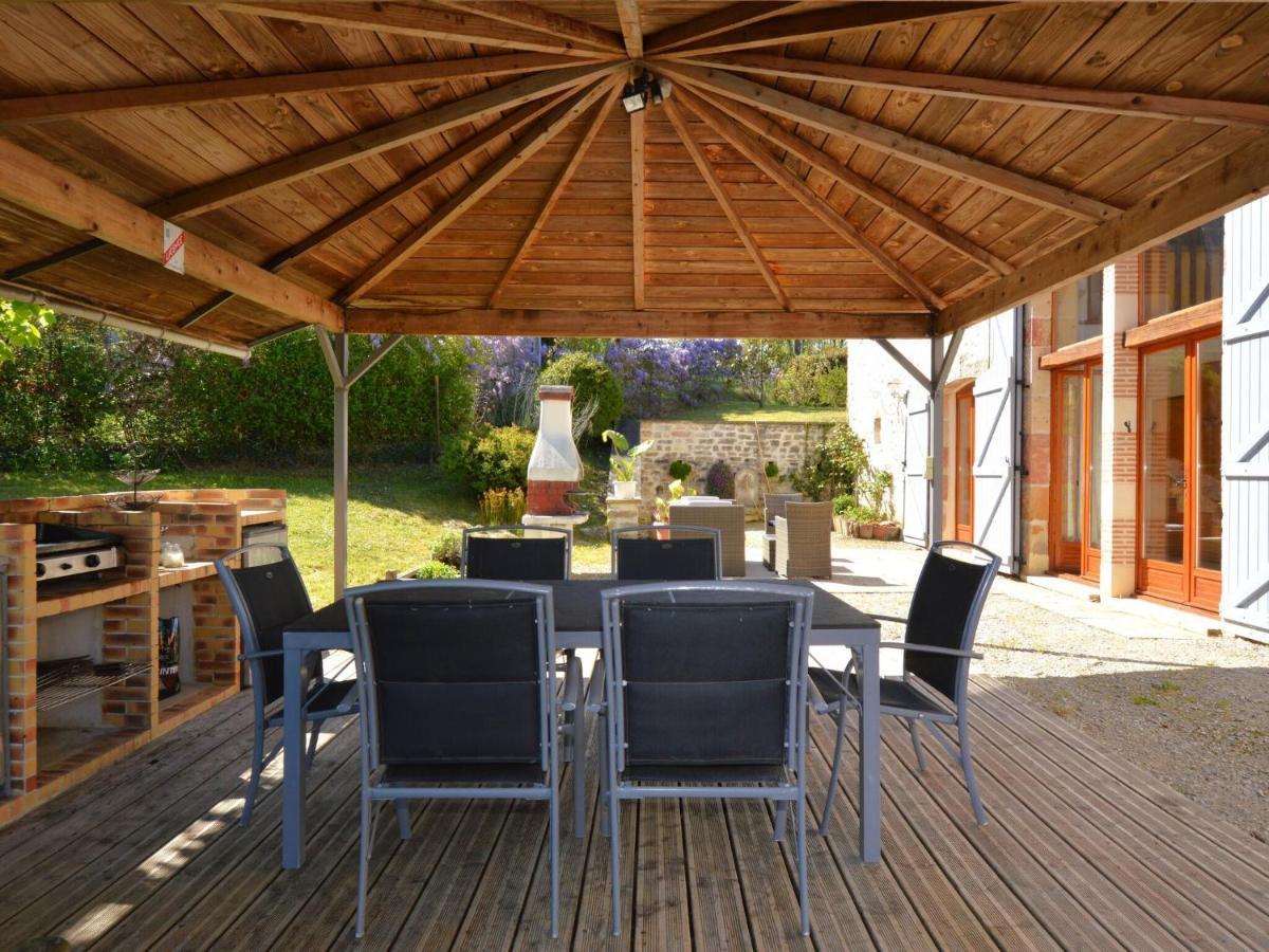 Charming Holiday Home With Pool Lavercantière Exterior foto